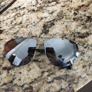 Meet your Posher, Barrett